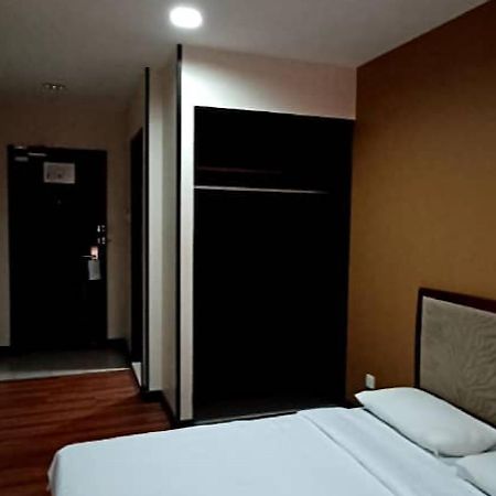 Hotel Sadong88 Kota Kinabalu Eksteriør billede