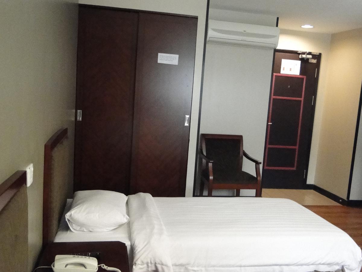 Hotel Sadong88 Kota Kinabalu Eksteriør billede