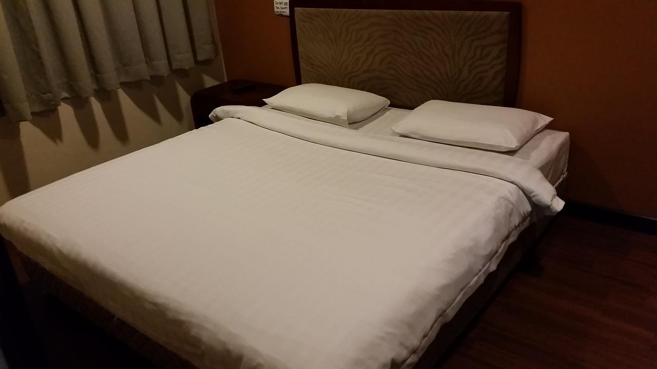 Hotel Sadong88 Kota Kinabalu Eksteriør billede