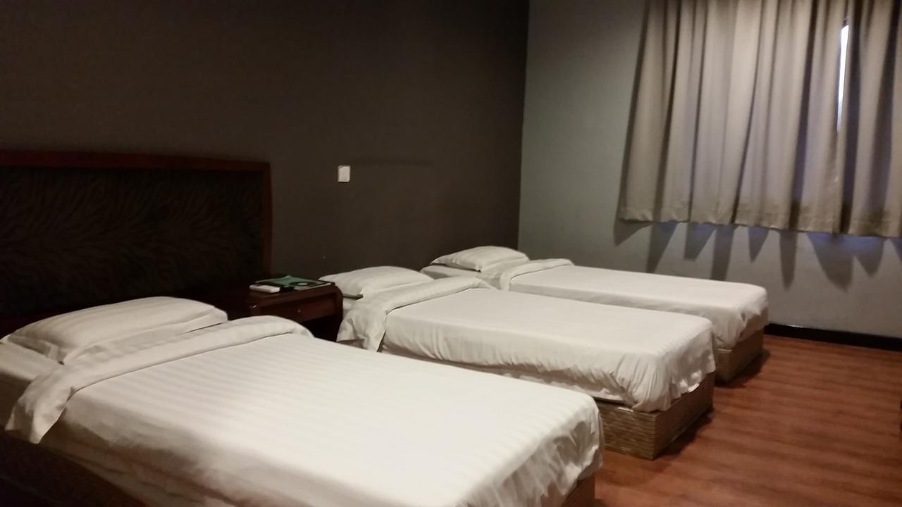 Hotel Sadong88 Kota Kinabalu Eksteriør billede