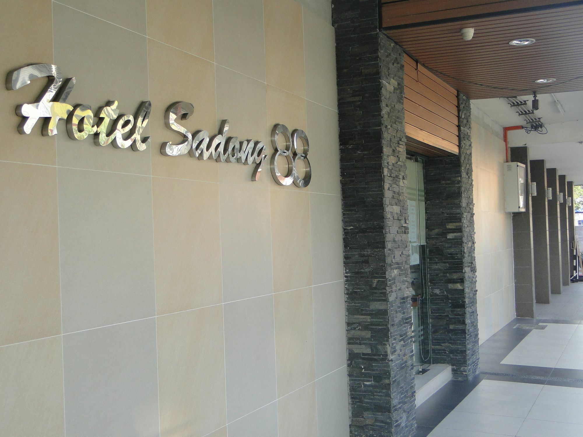 Hotel Sadong88 Kota Kinabalu Eksteriør billede